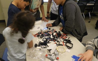 Bringing out Inner Engineers in Each Student