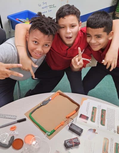 kids learning electrical engineering